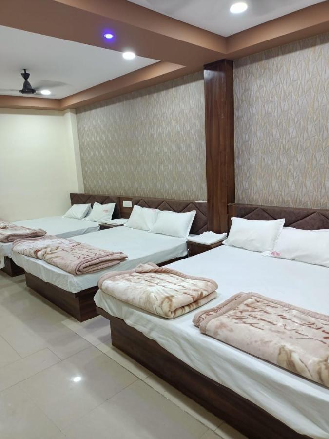 Green Leaf Hotel Удджайн Экстерьер фото